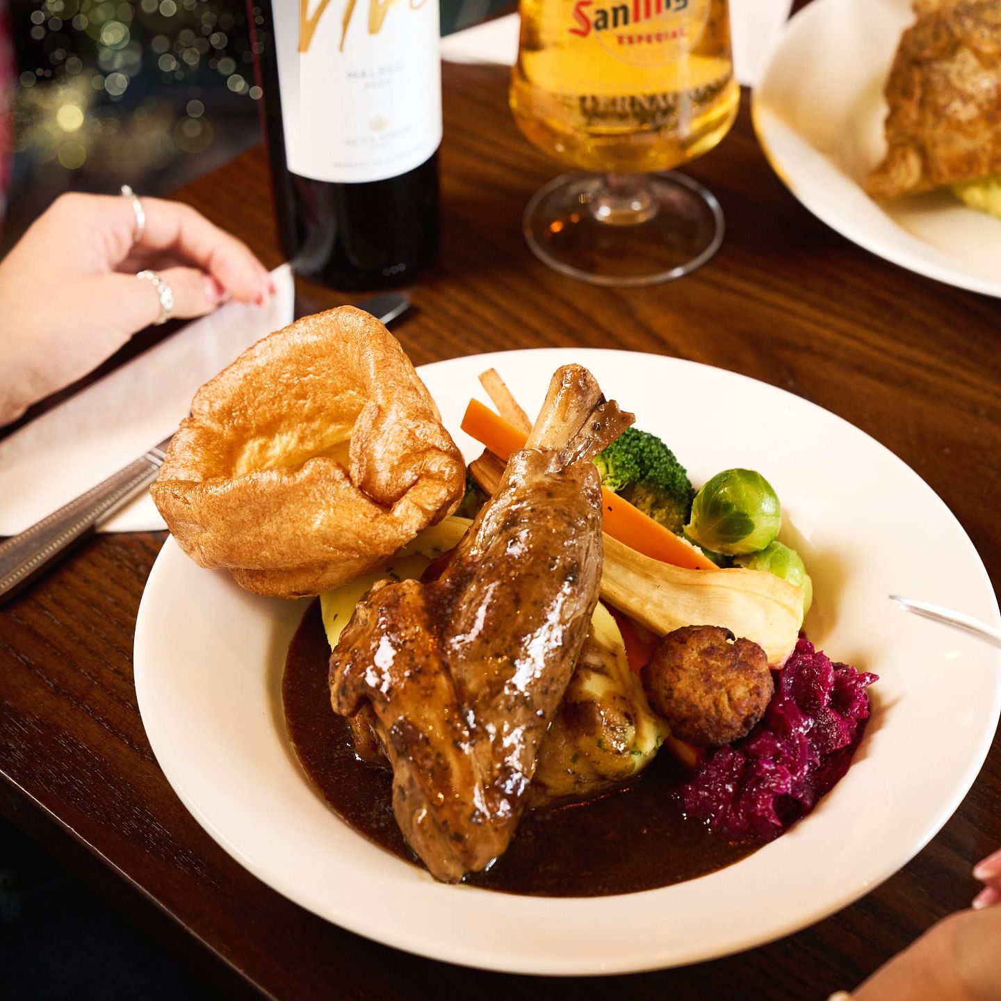 Christmas Day 2025 Lunch, Dinner & Dining at The Norton Grange Evesham in Norton